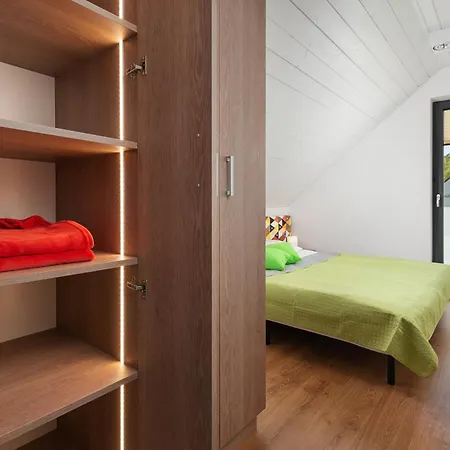 Holiday home Morski Raj B